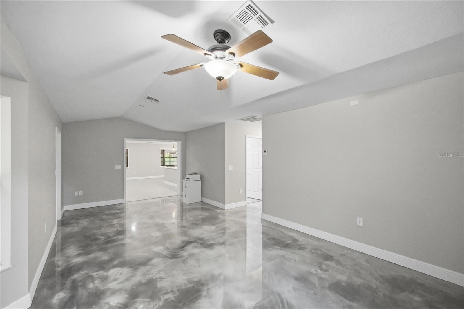 W1/2 OF NE1/4 OF SE1/4 OF SW1/4 LESS 15 FT FOR RD - Residential