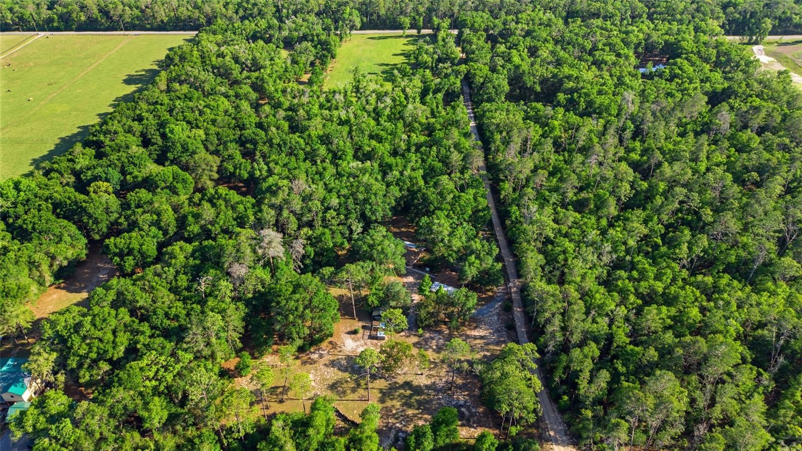 W1/2 OF NE1/4 OF SE1/4 OF SW1/4 LESS 15 FT FOR RD - Residential