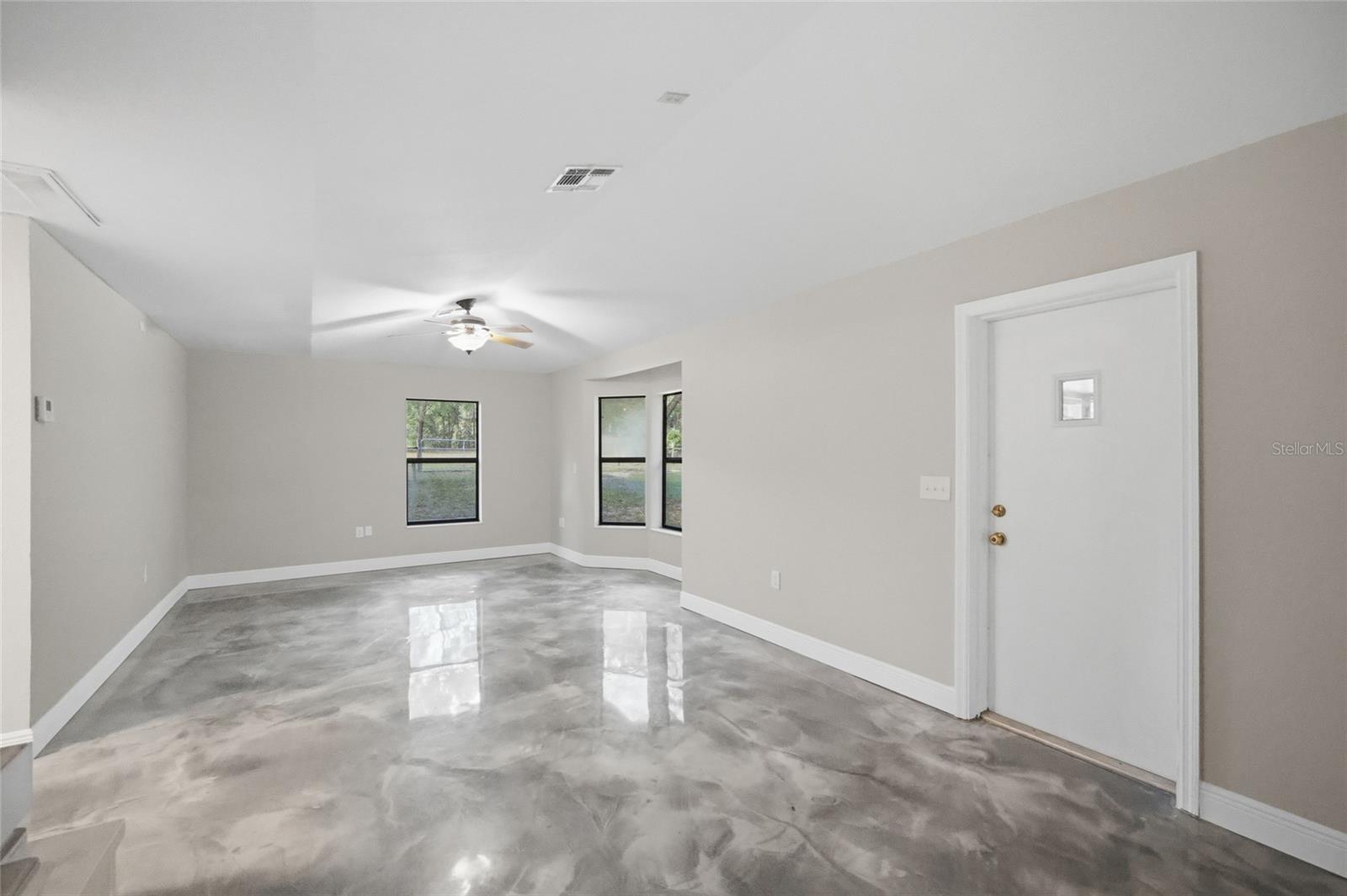 W1/2 OF NE1/4 OF SE1/4 OF SW1/4 LESS 15 FT FOR RD - Residential