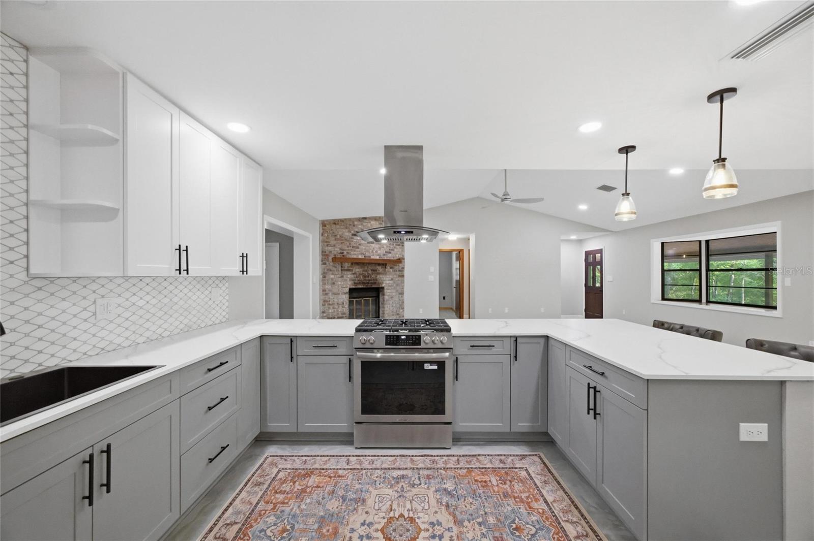 W1/2 OF NE1/4 OF SE1/4 OF SW1/4 LESS 15 FT FOR RD - Residential