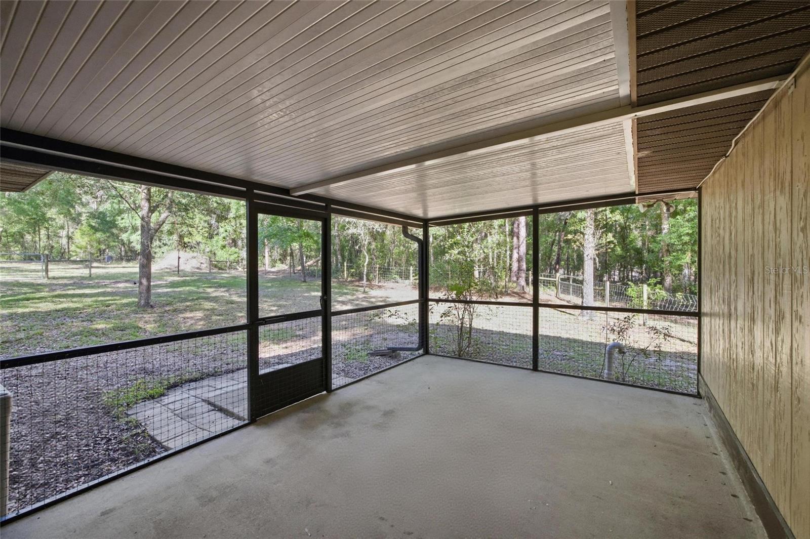 W1/2 OF NE1/4 OF SE1/4 OF SW1/4 LESS 15 FT FOR RD - Residential