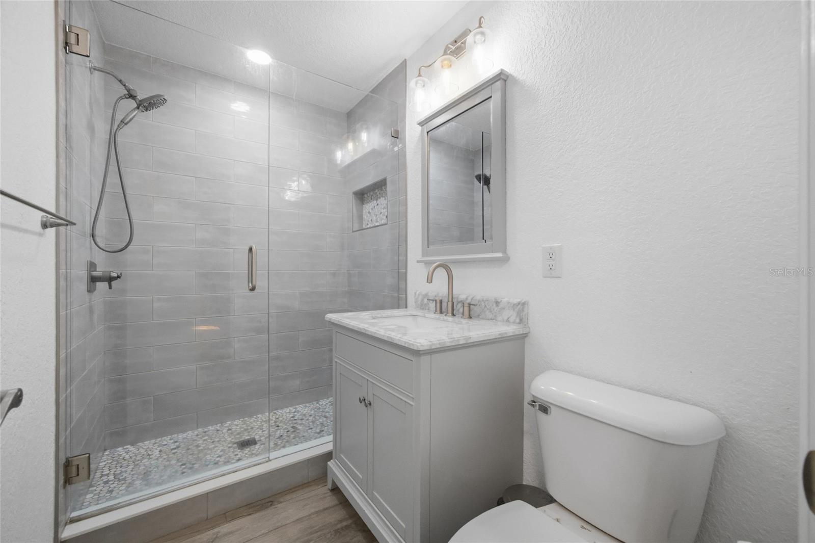 W1/2 OF NE1/4 OF SE1/4 OF SW1/4 LESS 15 FT FOR RD - Residential