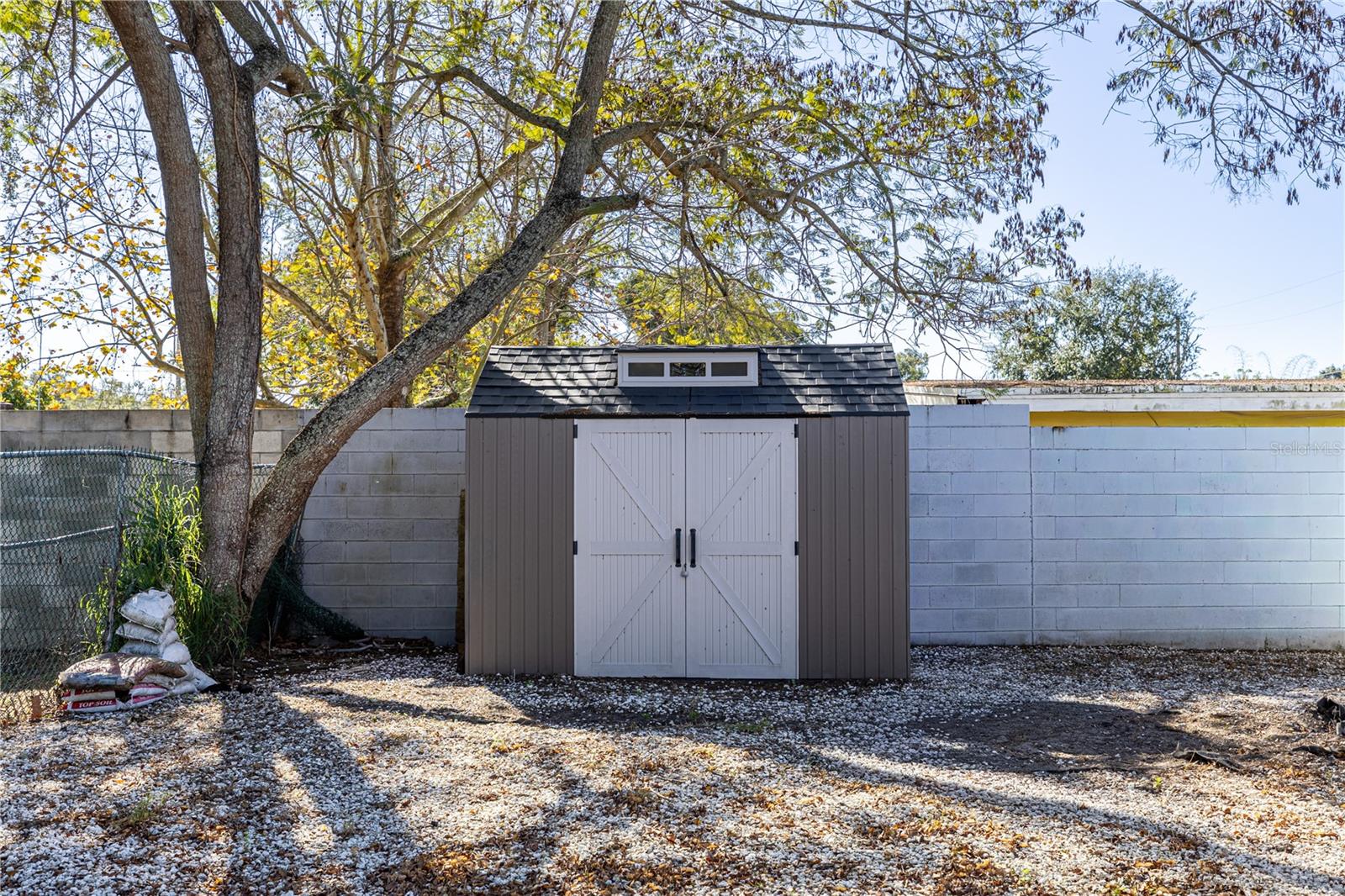 TROPICAL PARK - Residential