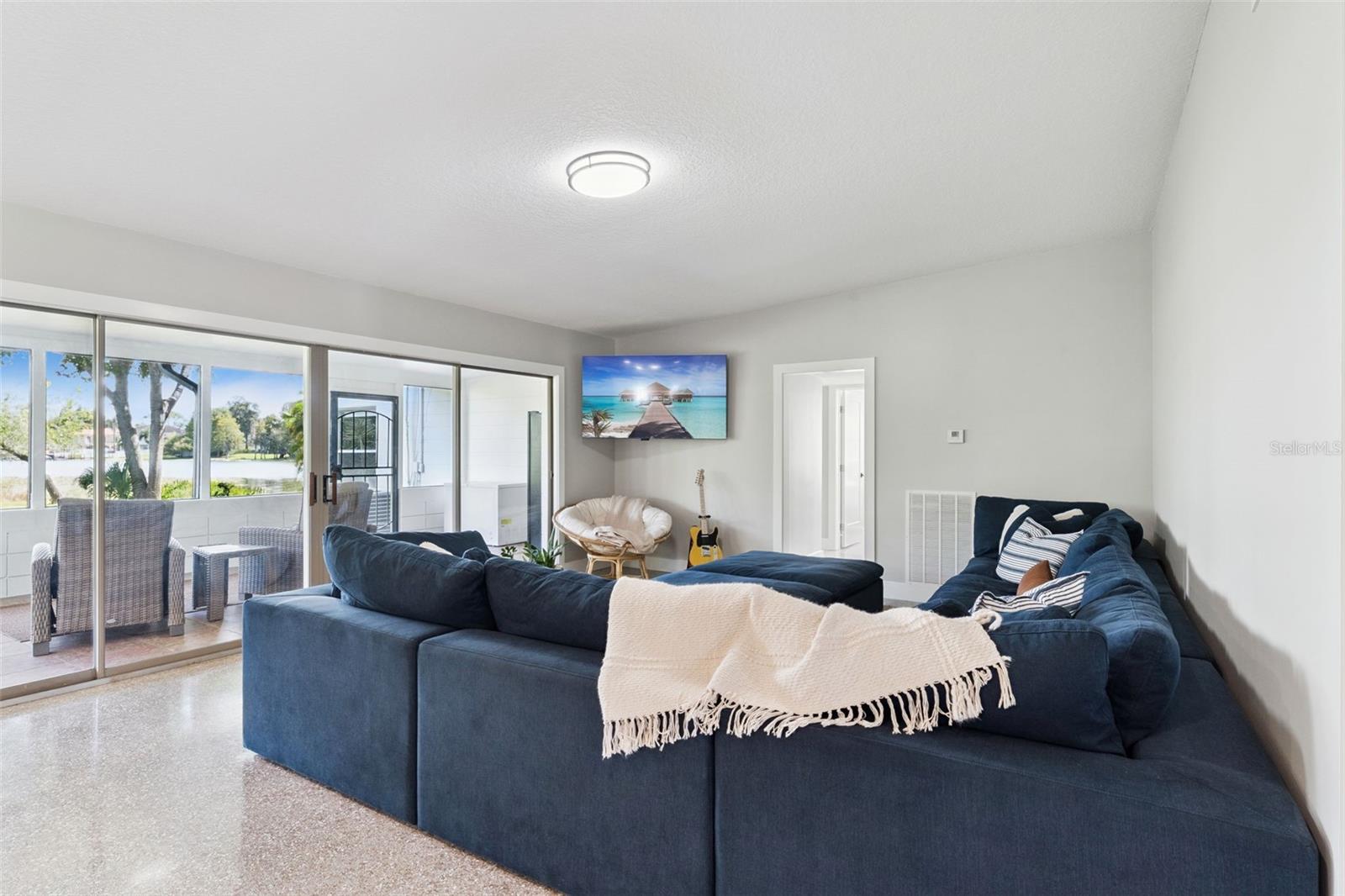 ACREAGE - Residential