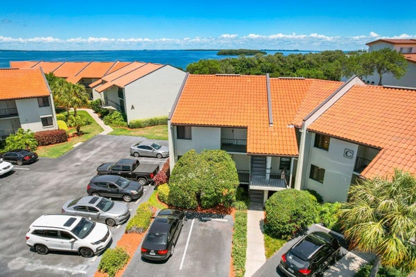 1515 PINELLAS BAYWAY S APT C31, TIERRA VERDE, FL 33715 - Image e04d794b5e86881d6edaacf4c4e26731/1008143918