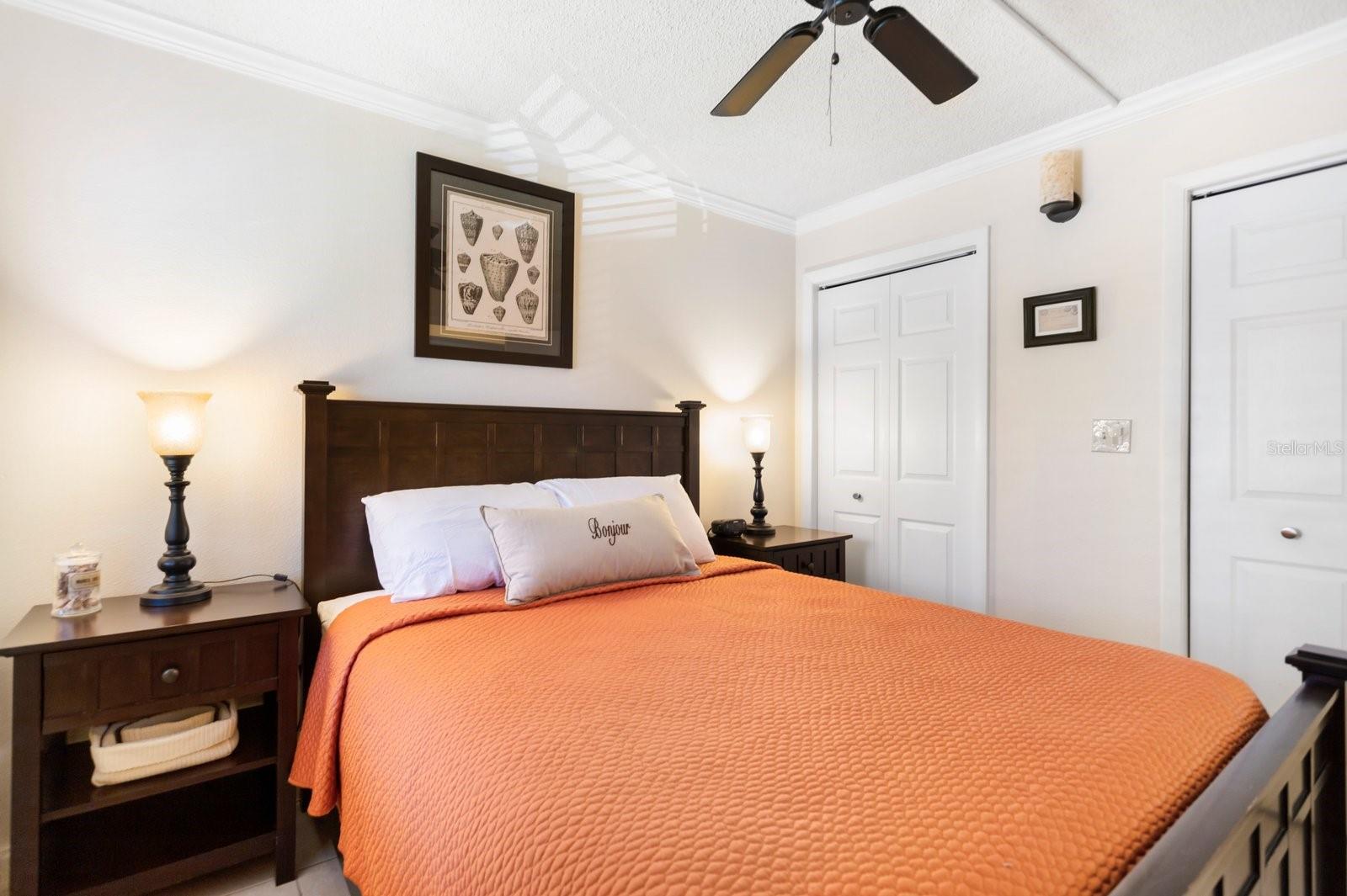 WANDER RESIDENCES OF TIERRA VERDE - Residential Lease