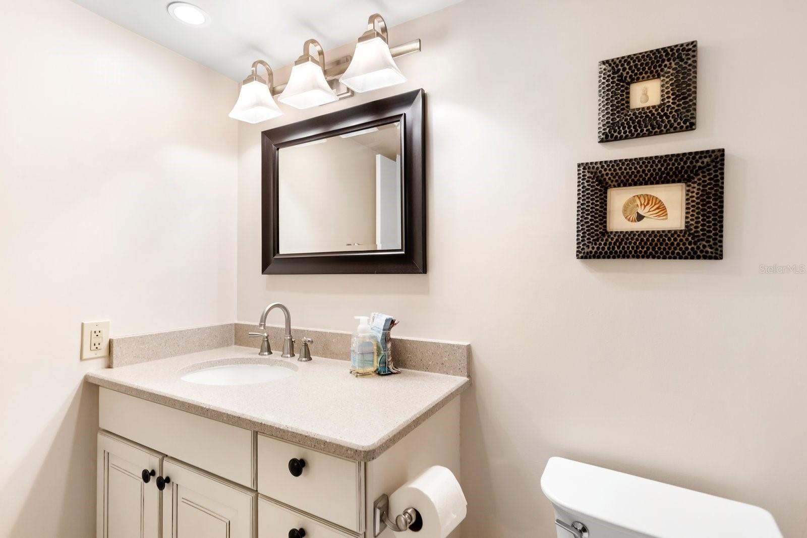 WANDER RESIDENCES OF TIERRA VERDE - Residential Lease