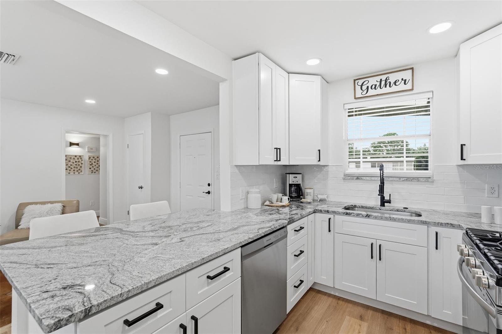 NEWPORT UNIT 1 - Residential