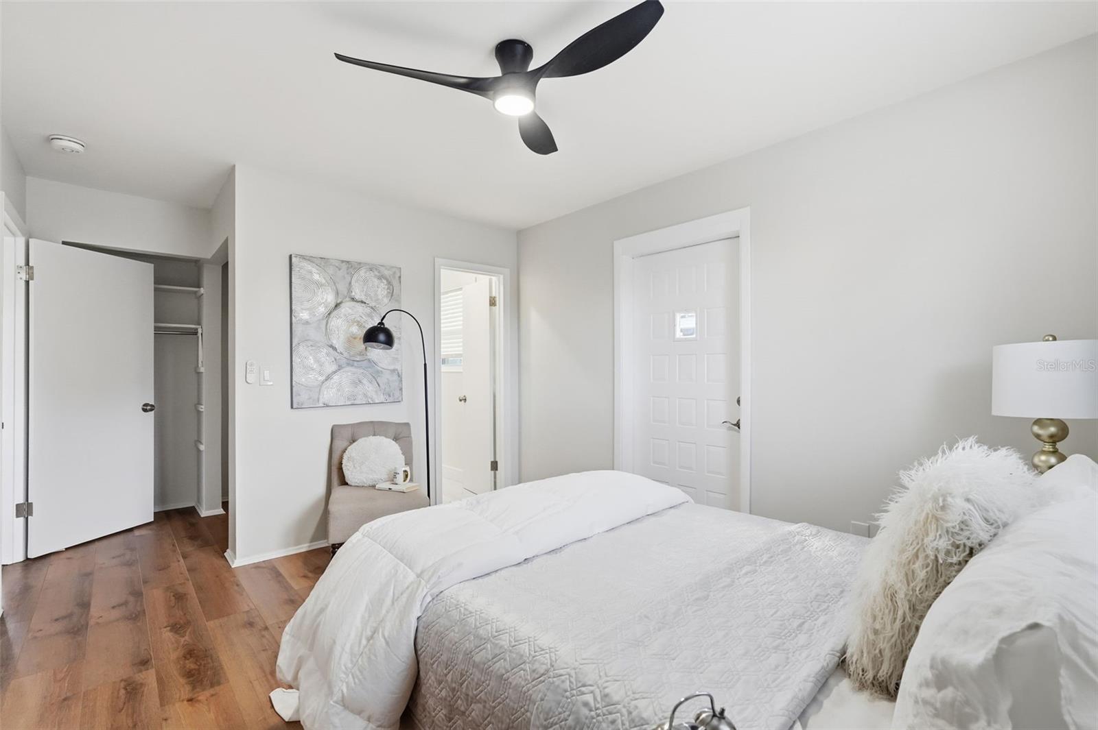 NEWPORT UNIT 1 - Residential