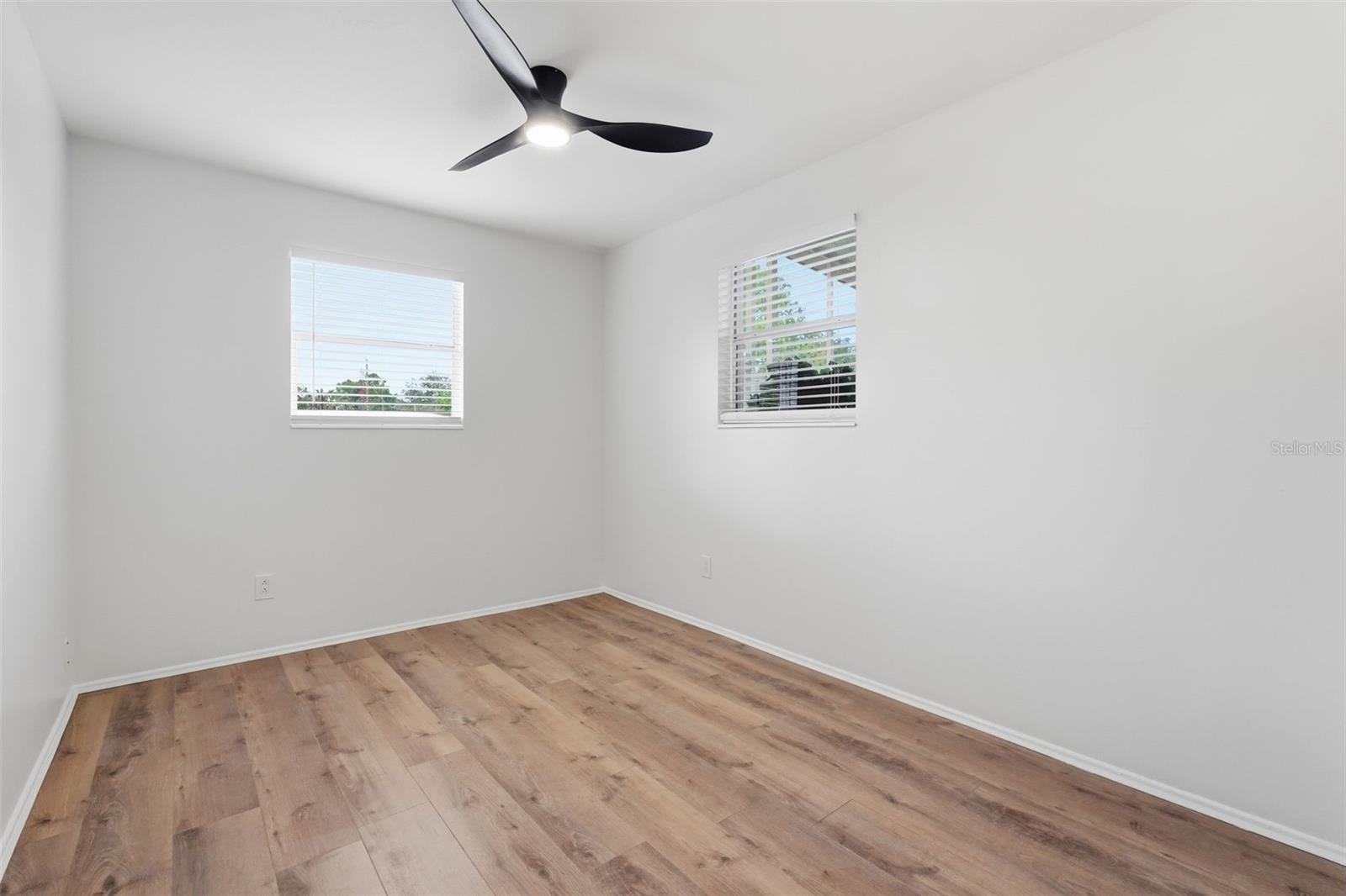 NEWPORT UNIT 1 - Residential