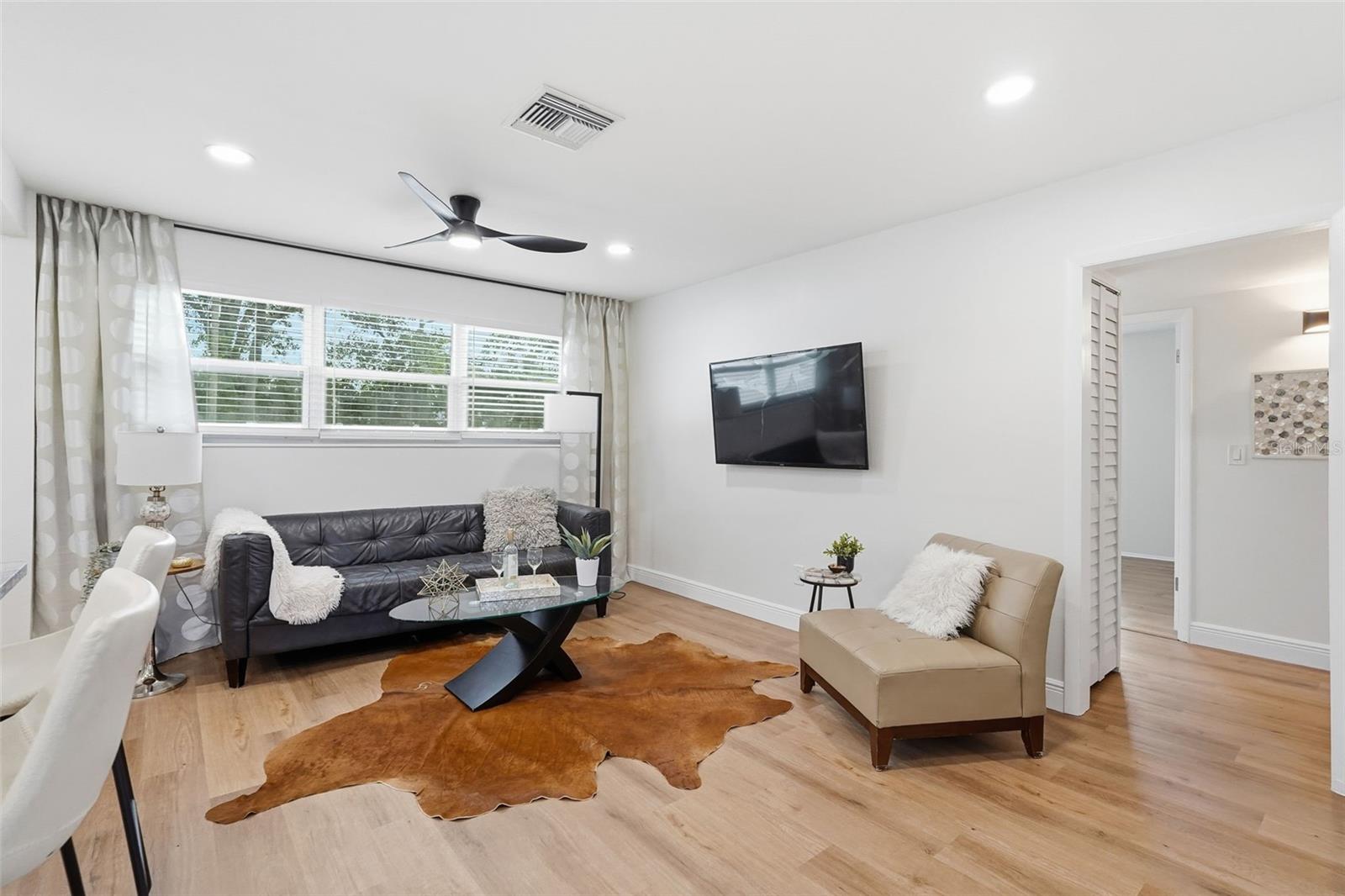 NEWPORT UNIT 1 - Residential