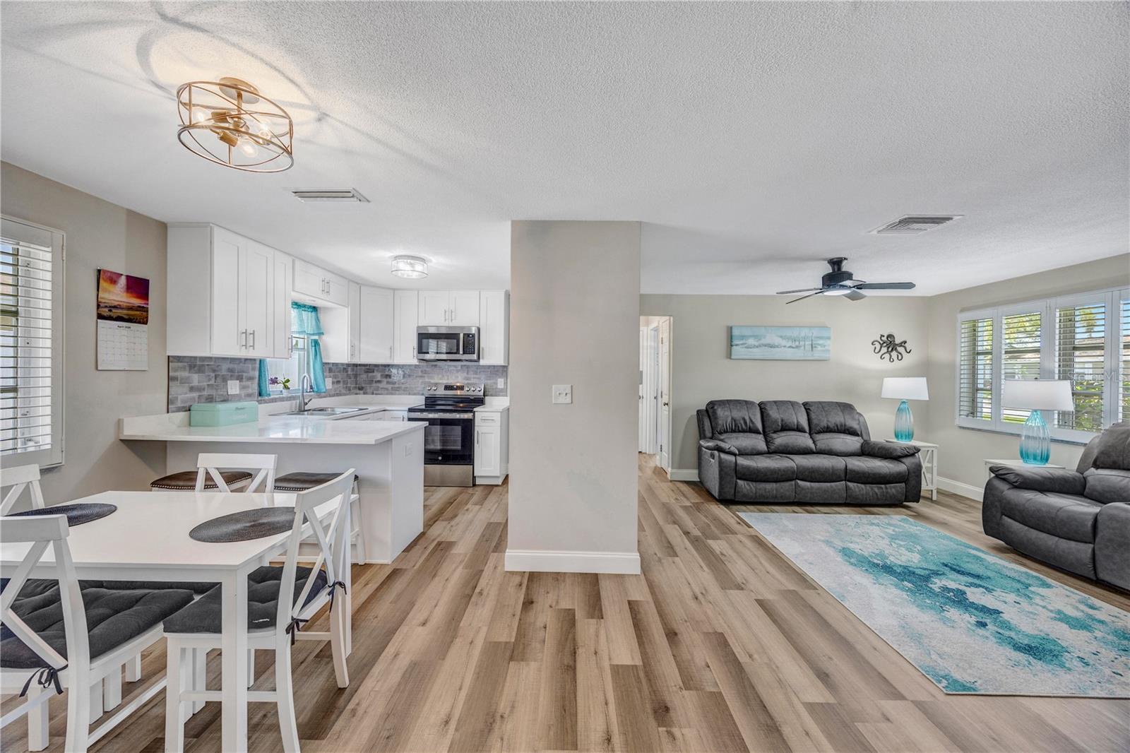 HARBOR VIEW VILLAS 1ST ADD - Residential