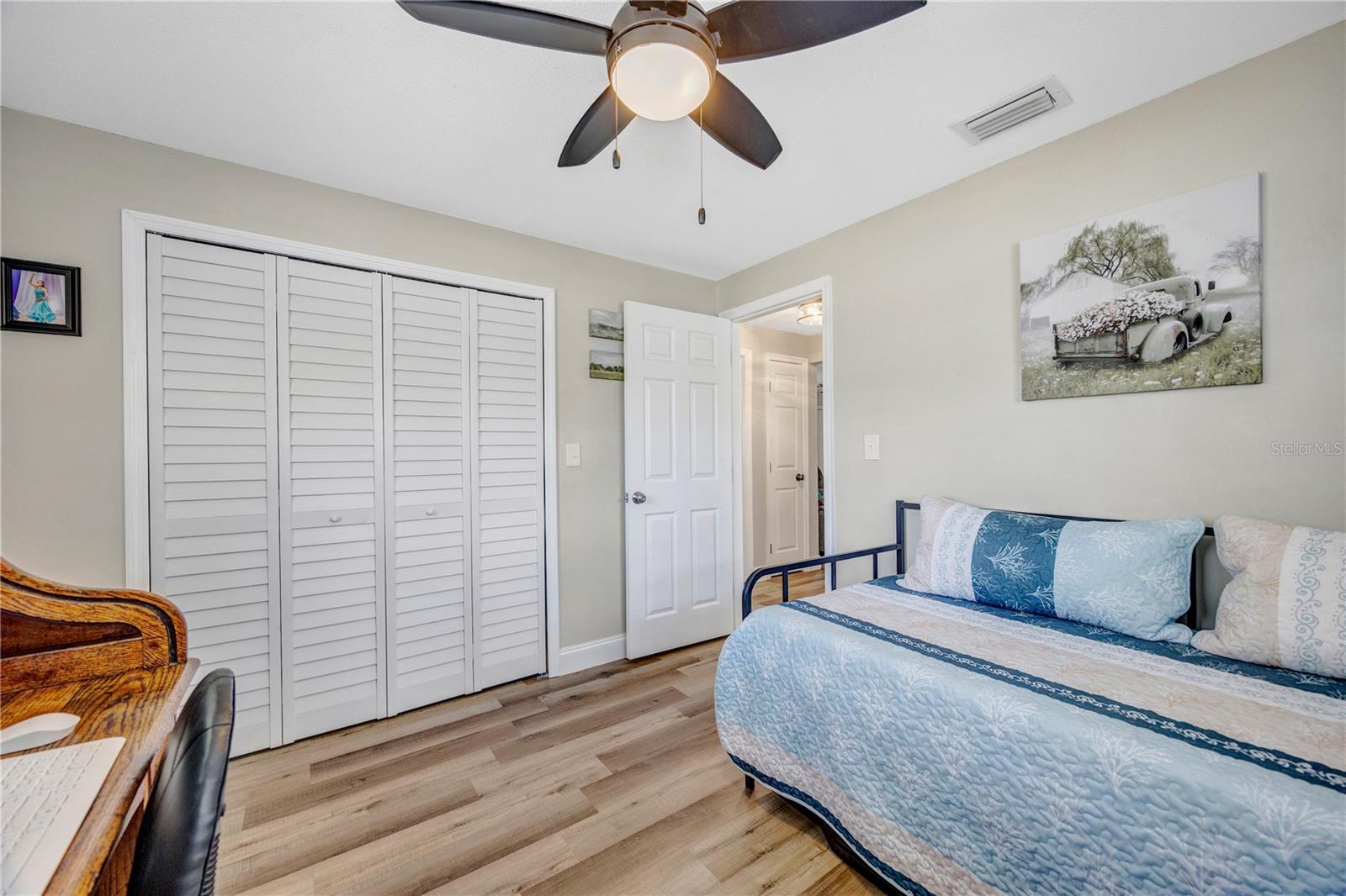 HARBOR VIEW VILLAS 1ST ADD - Residential