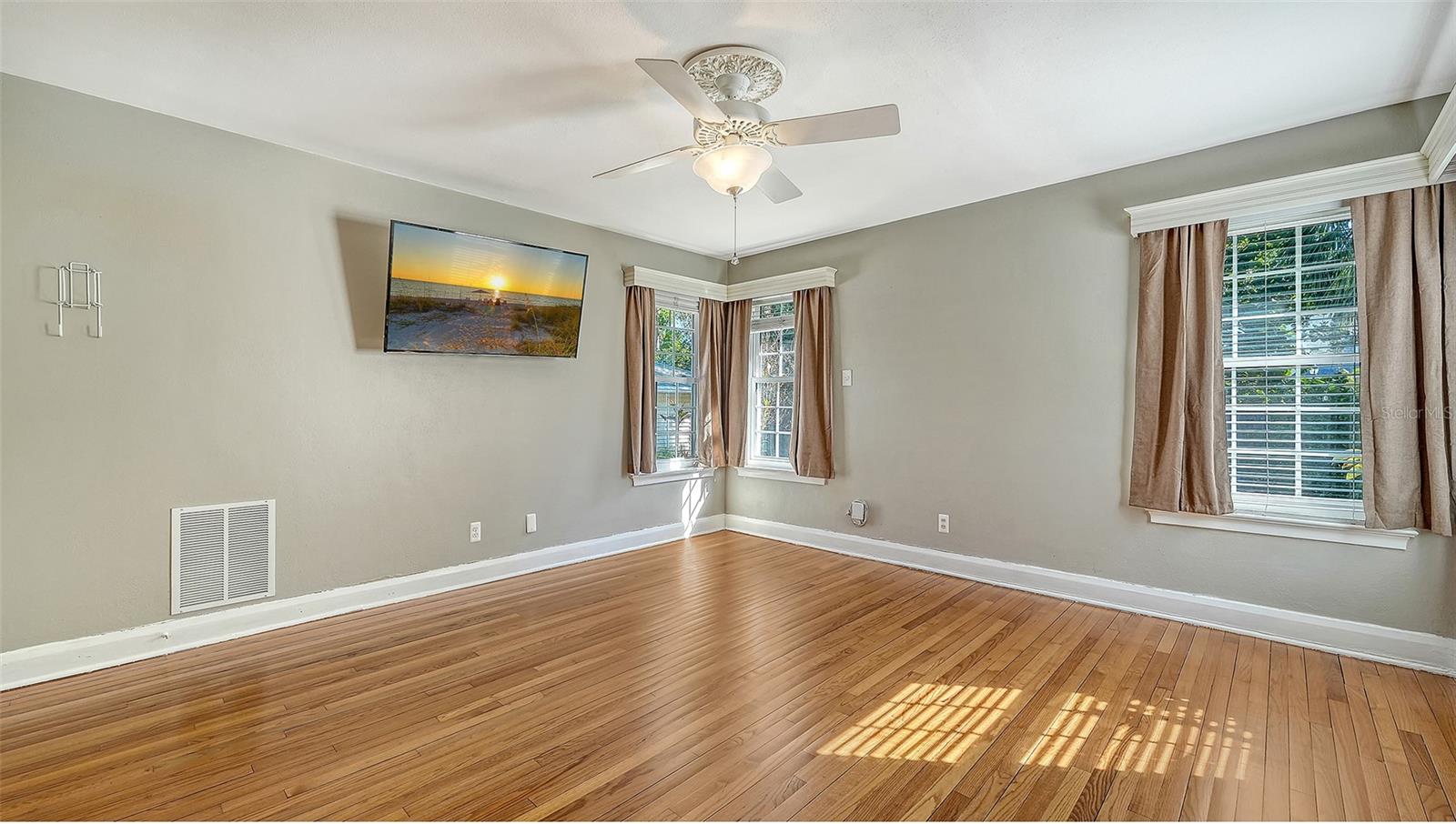 G L HORTONS RIVER SUB - Residential