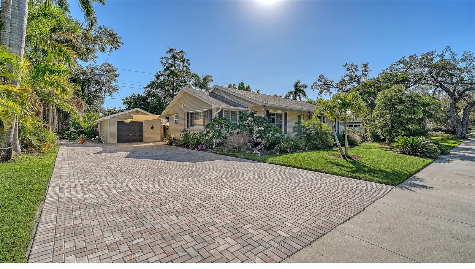 G L HORTONS RIVER SUB - Residential