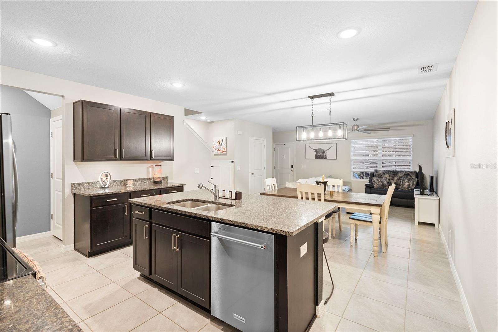 RIVINGTON PH 1A - Residential Lease