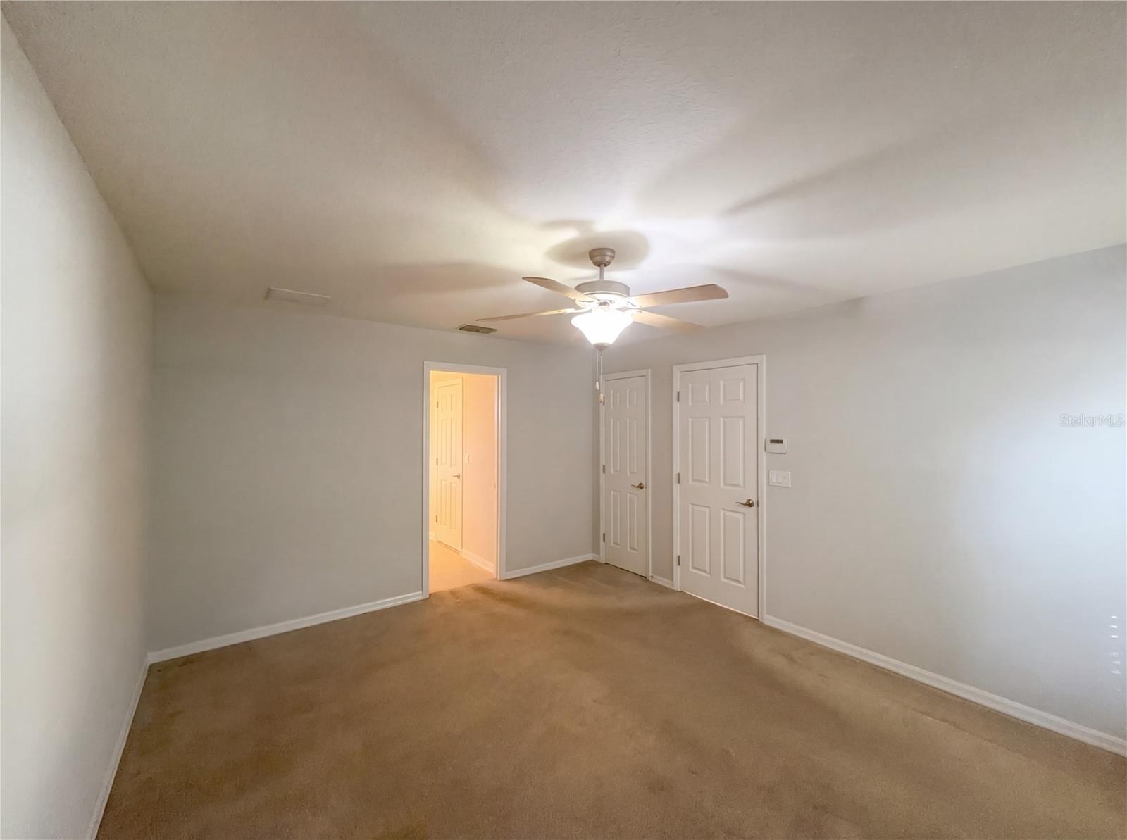 ENCLAVE/IMPERIAL LAKES - Residential