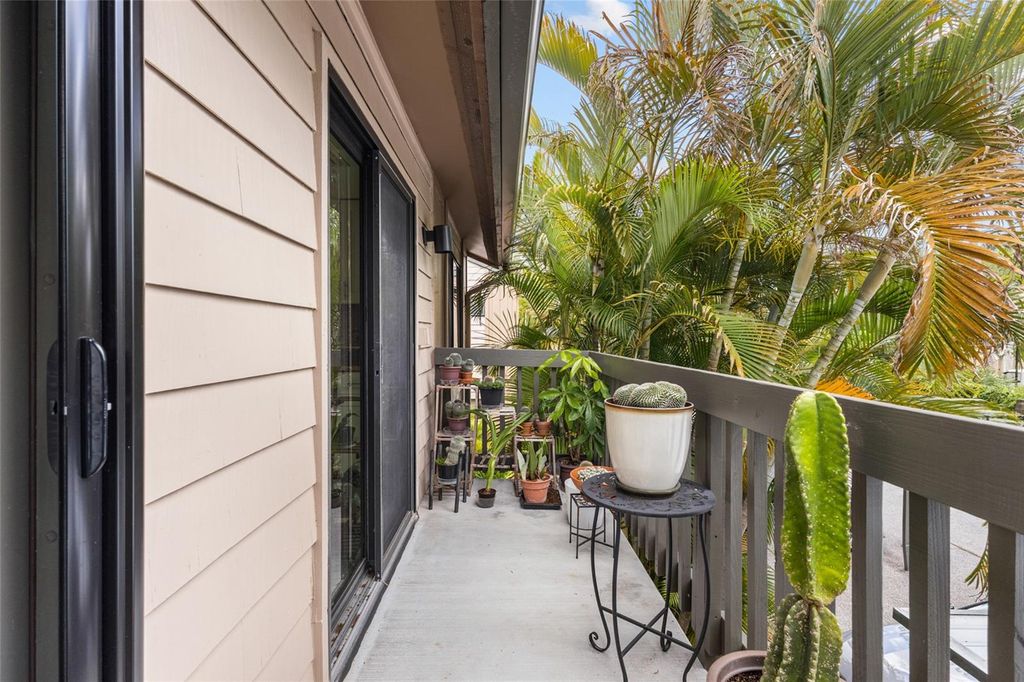 Photo of 1702 Glenhouse Drive #410, Sarasota, FL 34231 (MLS # A4694062)