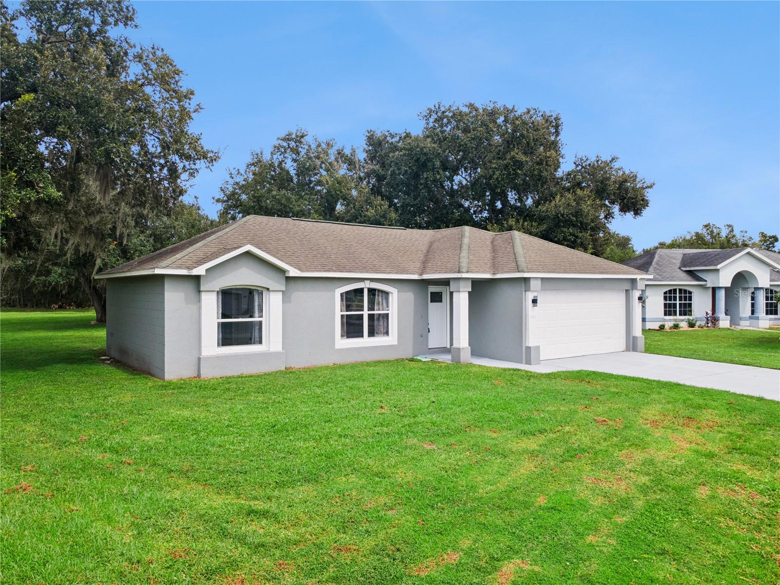 1011 EIFFEL LANE