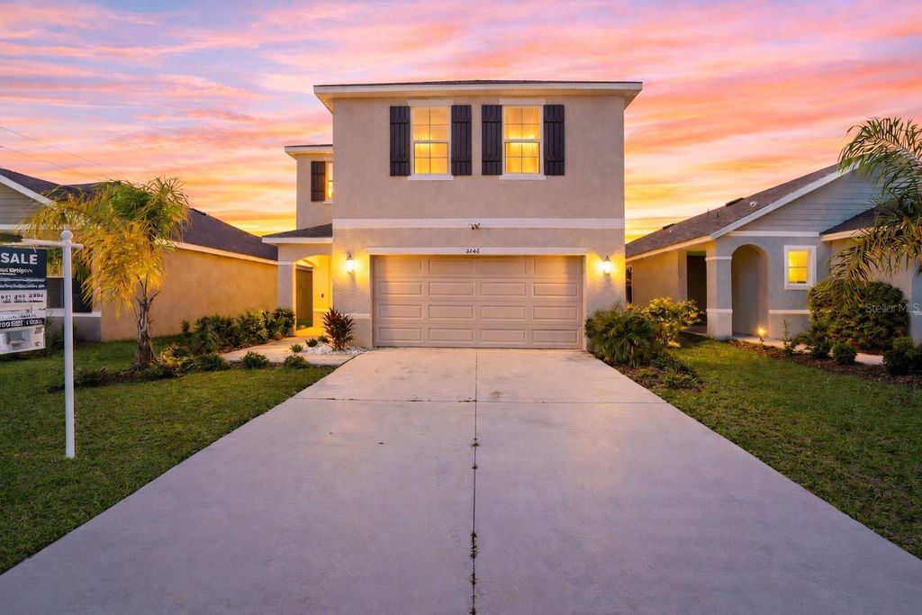 Photo of 8446 Hardy Bay Loop, Wesley Chapel, FL 33545 (MLS # N6140195)