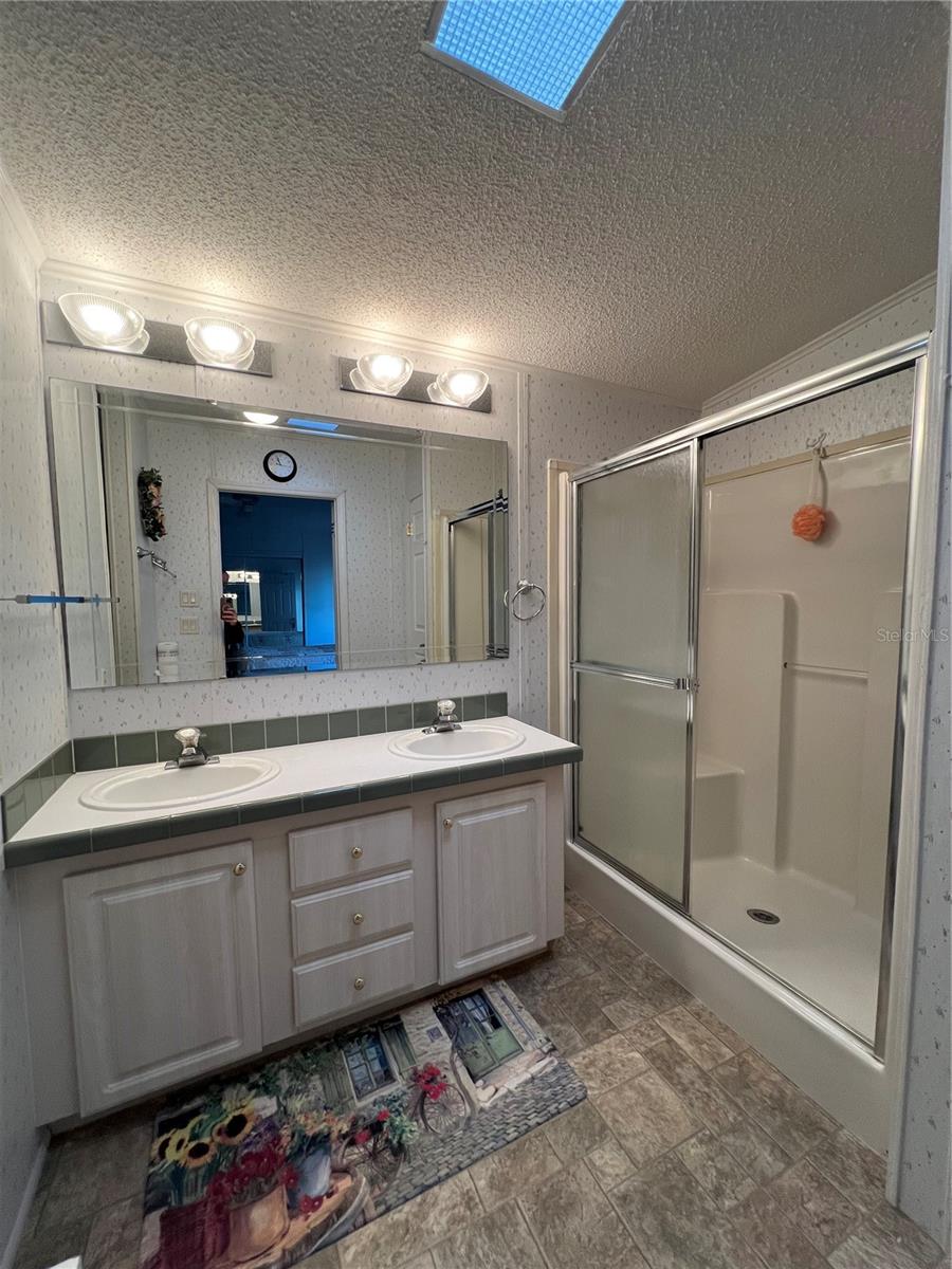 GARDEN GROVE OAKS - Residential