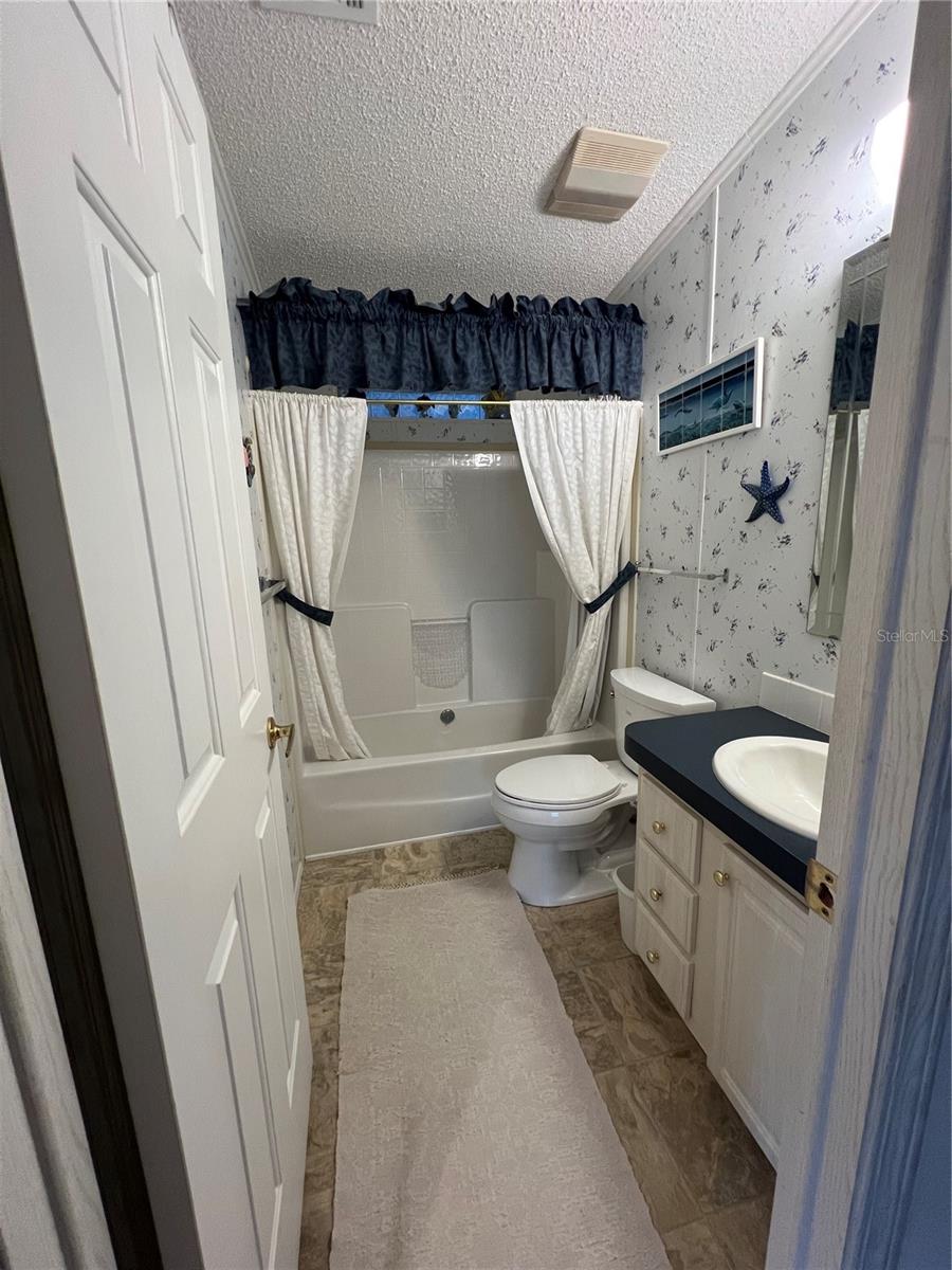 GARDEN GROVE OAKS - Residential