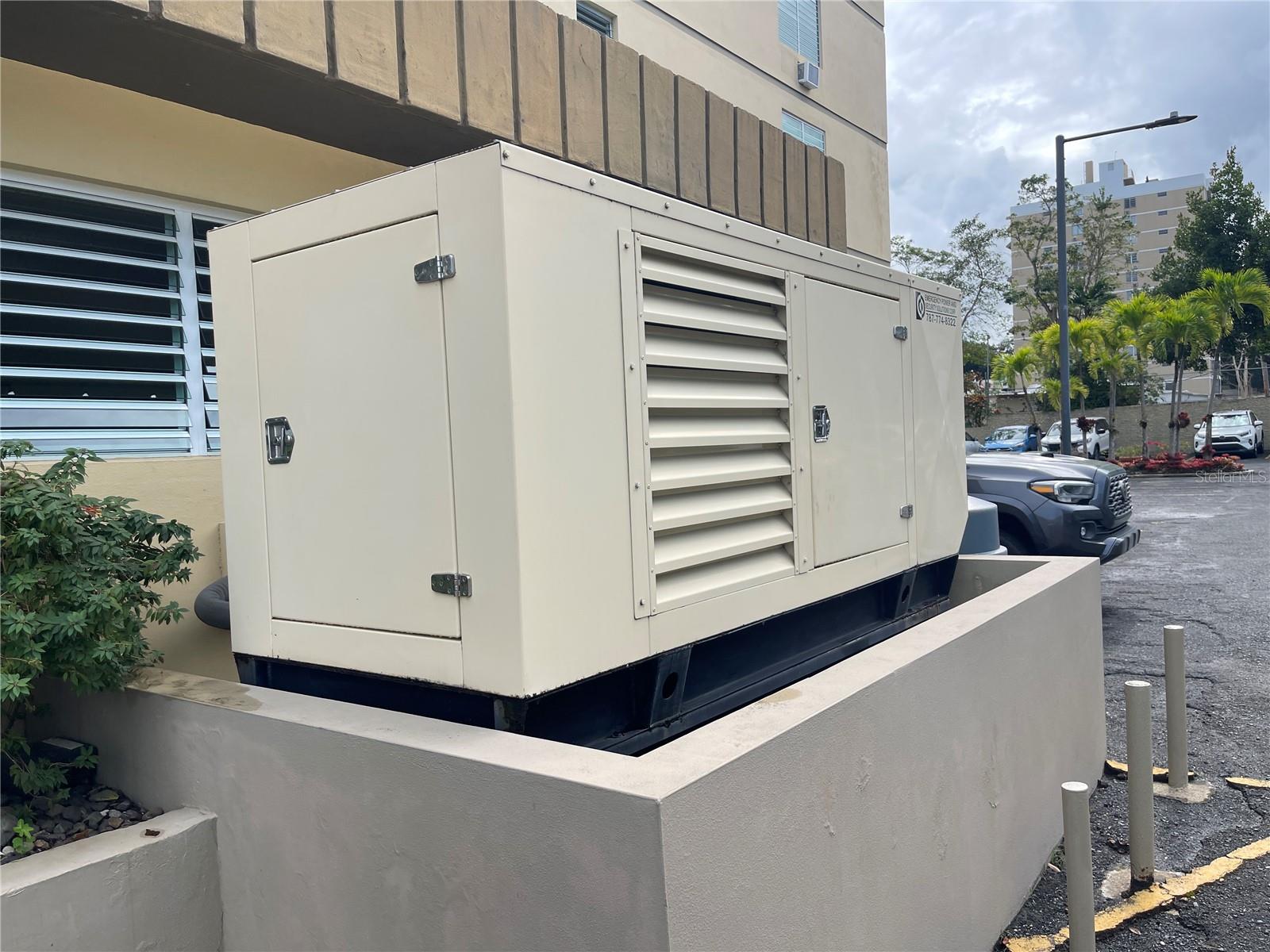 COND. LOS CAOBOS PLAZA - Residential Lease