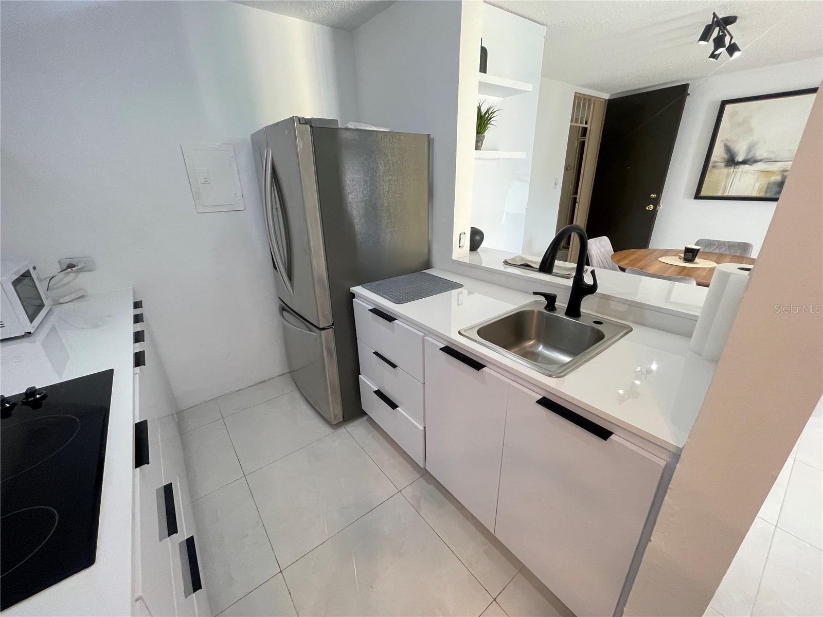 COND. LOS CAOBOS PLAZA - Residential Lease