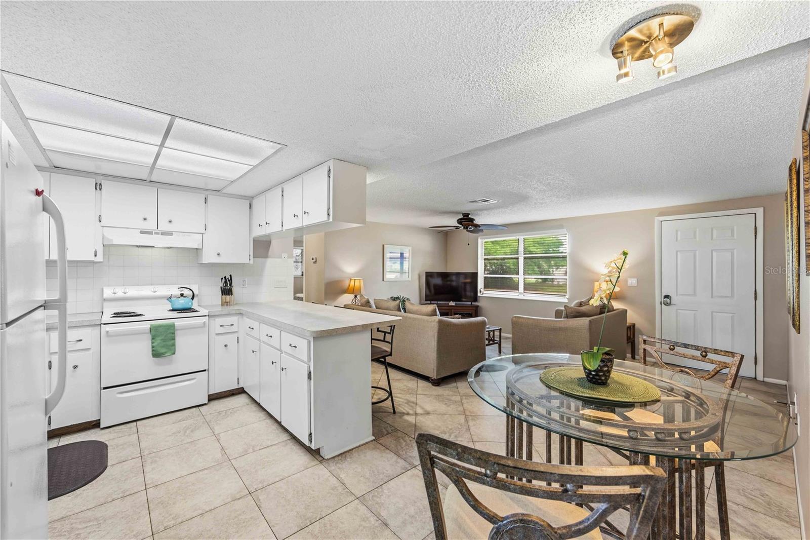 SOUTH VENICE UN 52 - Residential