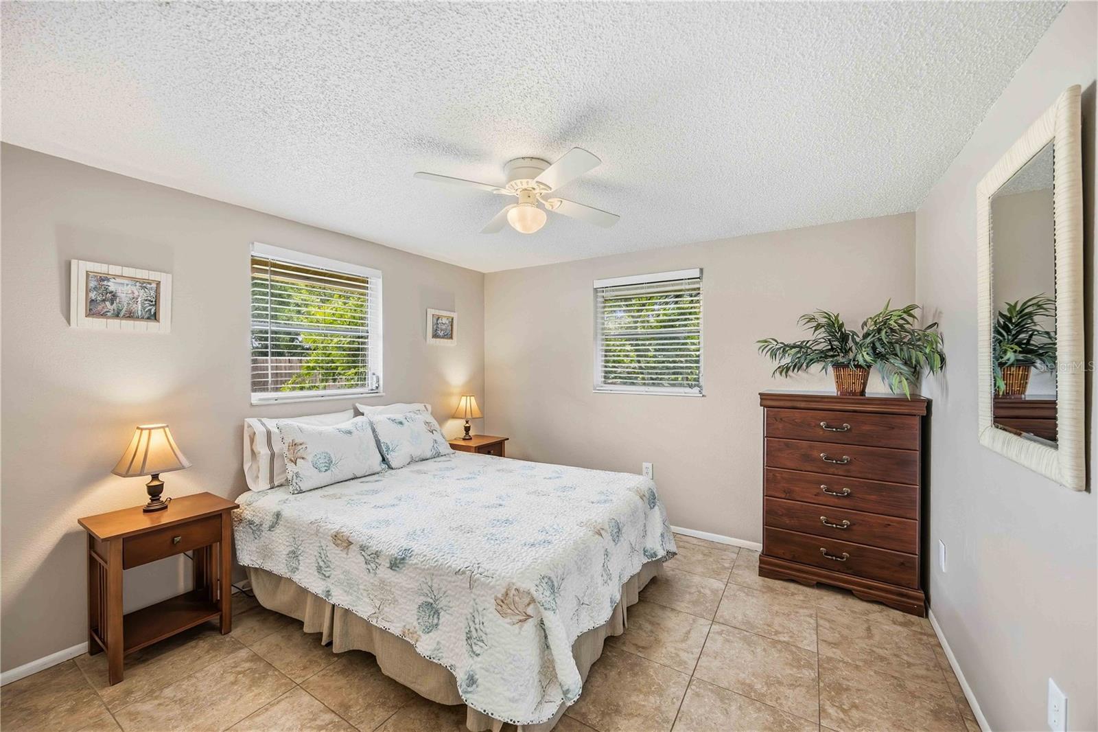 SOUTH VENICE UN 52 - Residential