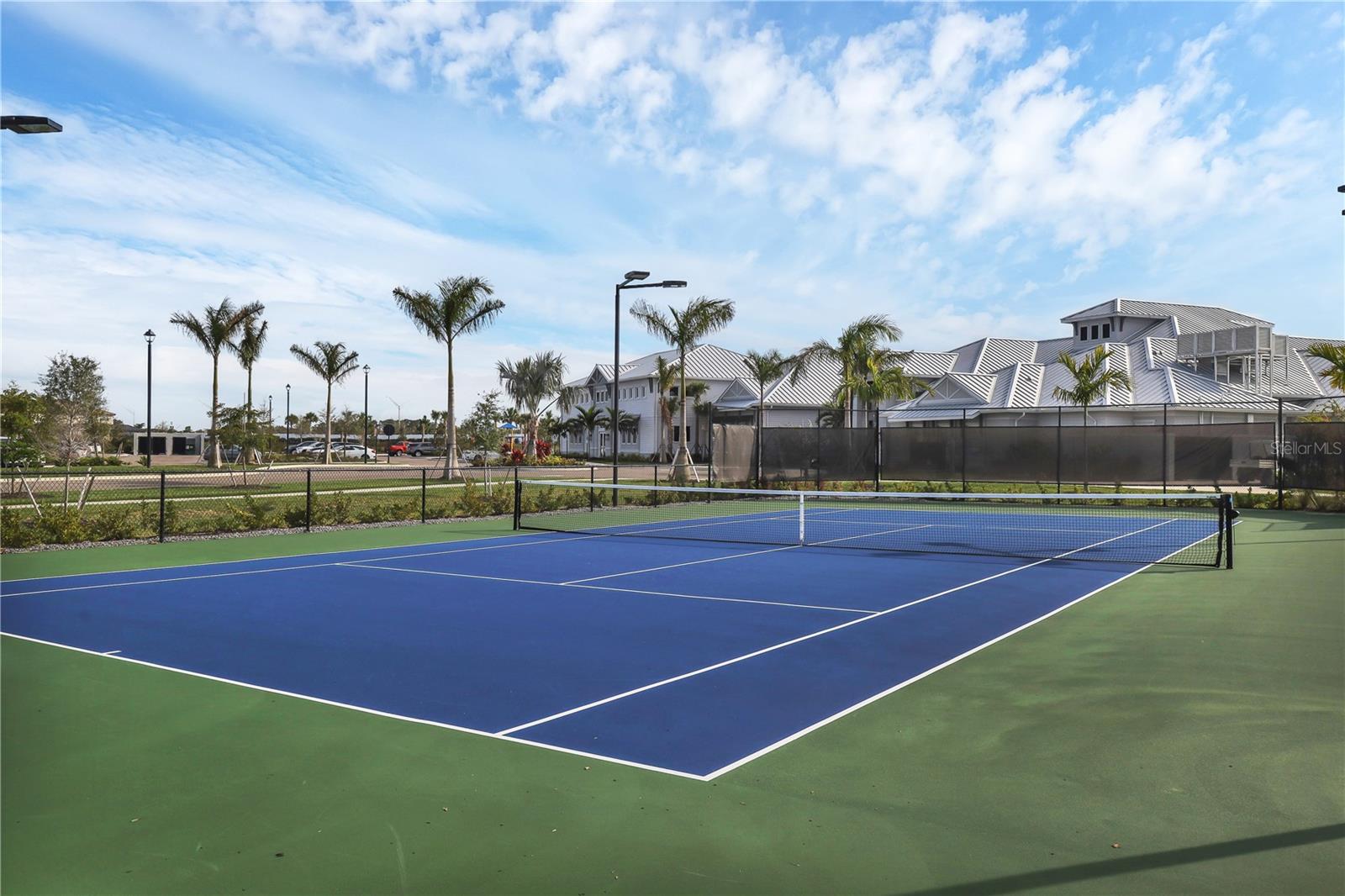 LORRAINE LAKES PH I - Residential Lease