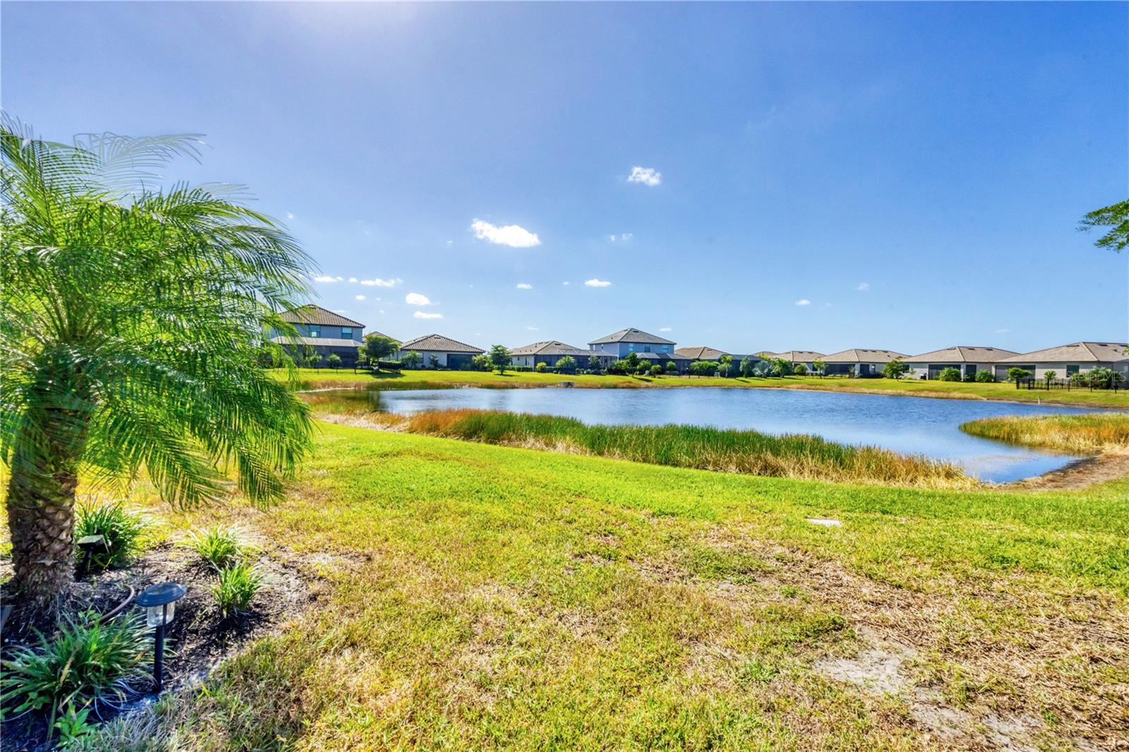 LORRAINE LAKES PH I - Residential Lease