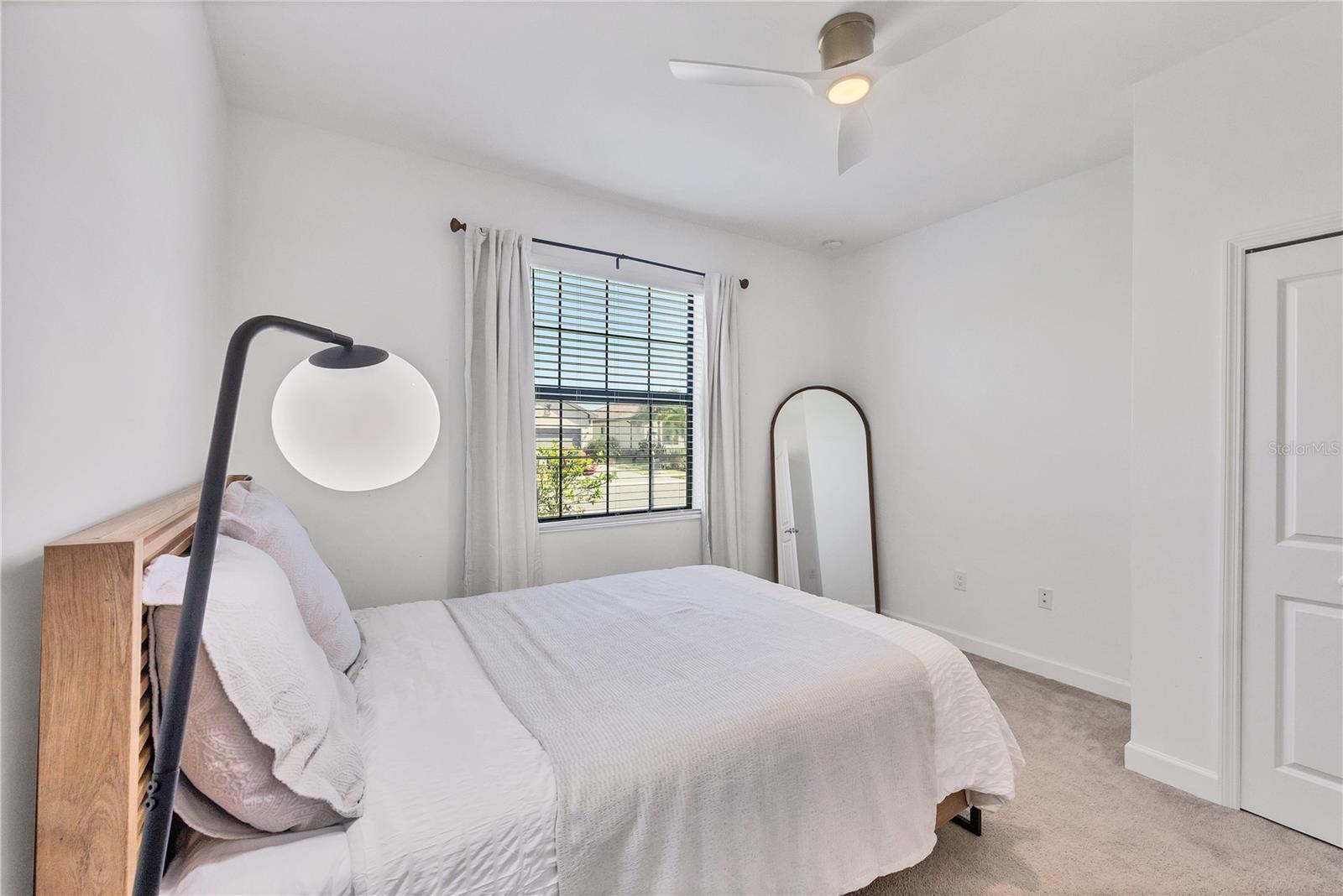 LORRAINE LAKES PH I - Residential Lease