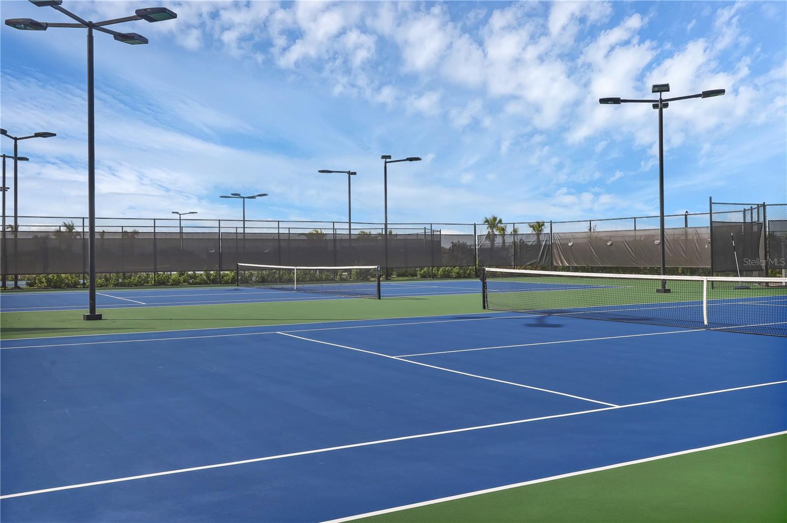 LORRAINE LAKES PH I - Residential Lease