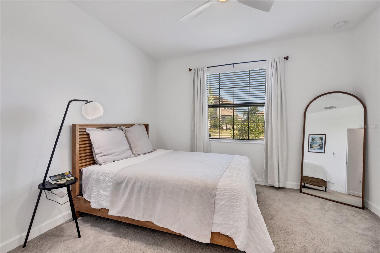 LORRAINE LAKES PH I - Residential Lease