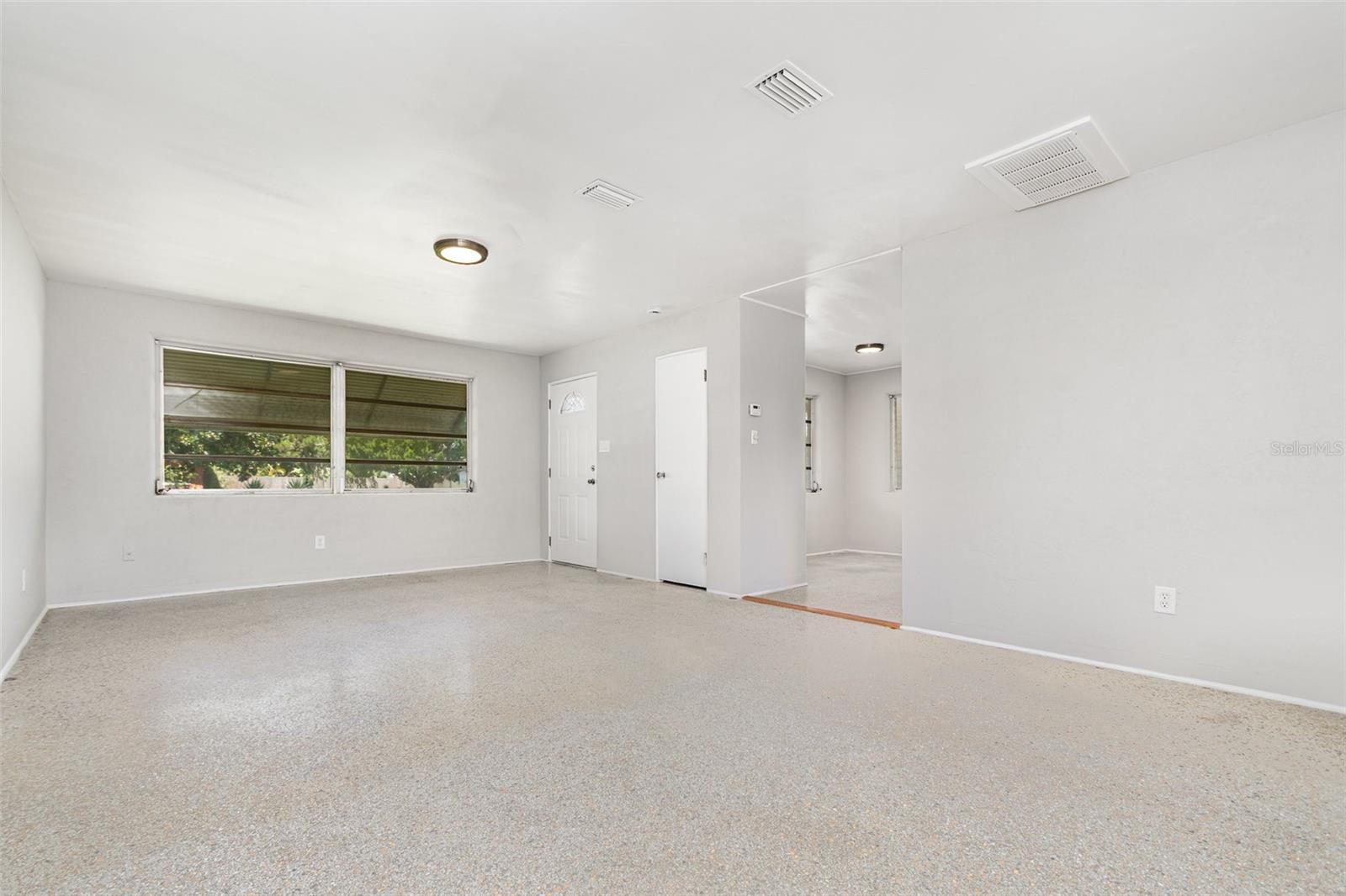 FLORIDA SHORES UNIT 1 - Residential