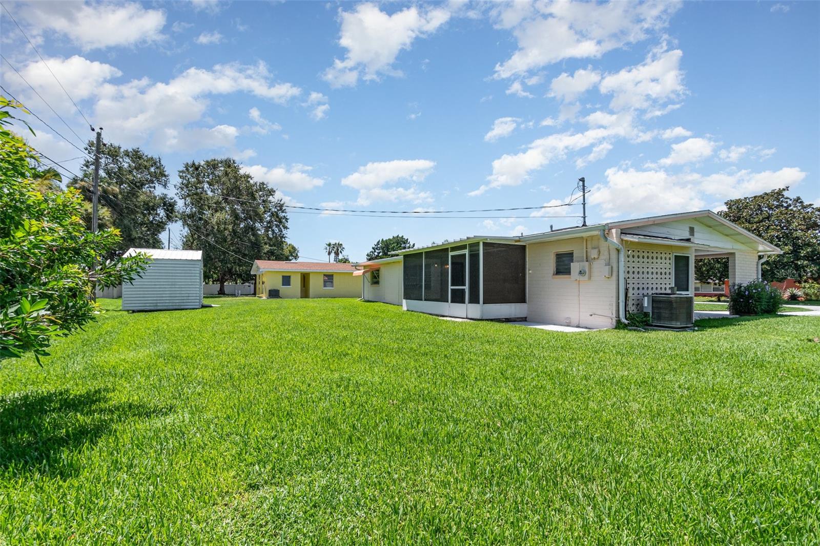 FLORIDA SHORES UNIT 1 - Residential