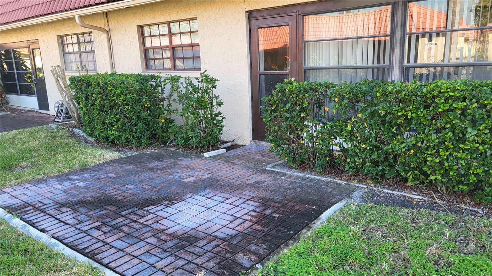 19029 US HIGHWAY 19 N 23C