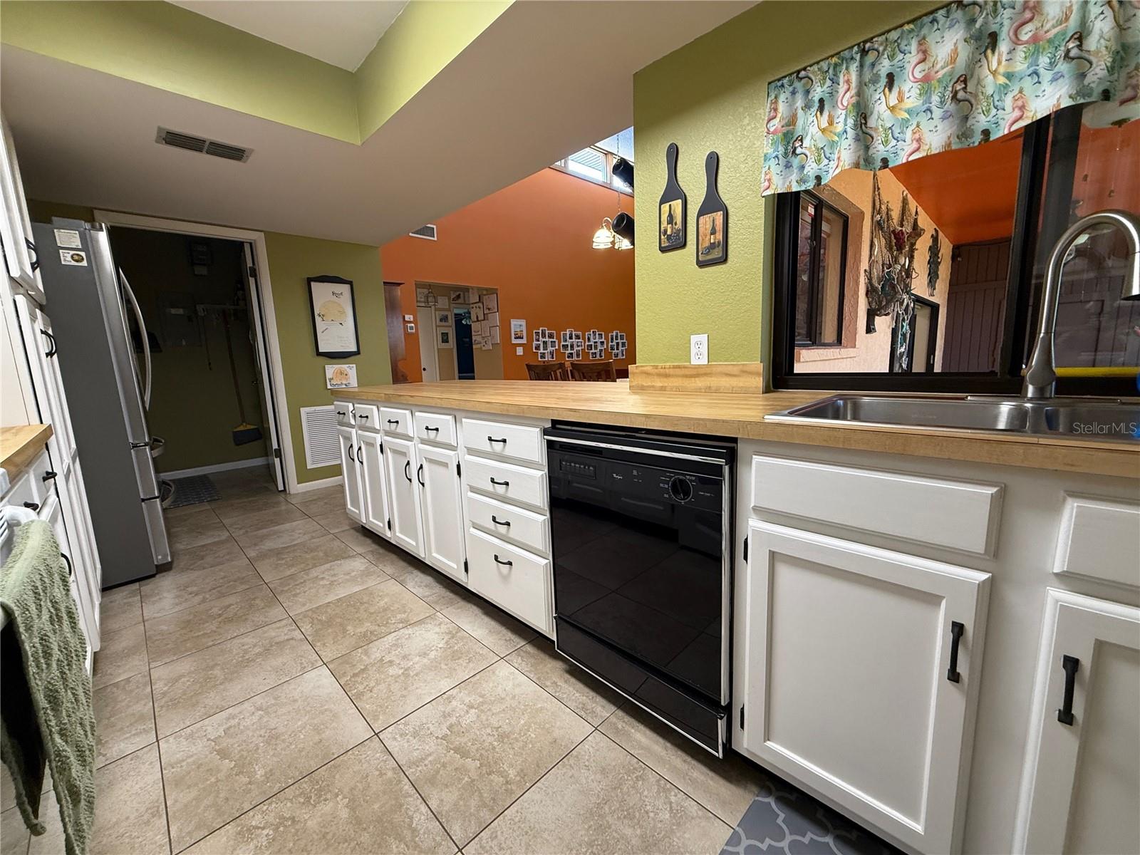 BRANDYWINE CONDO 1 - Residential