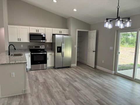 Tiny photo for 1749 W Lorraine Drive, Dunnellon, FL 34434 (MLS # G5113218)
