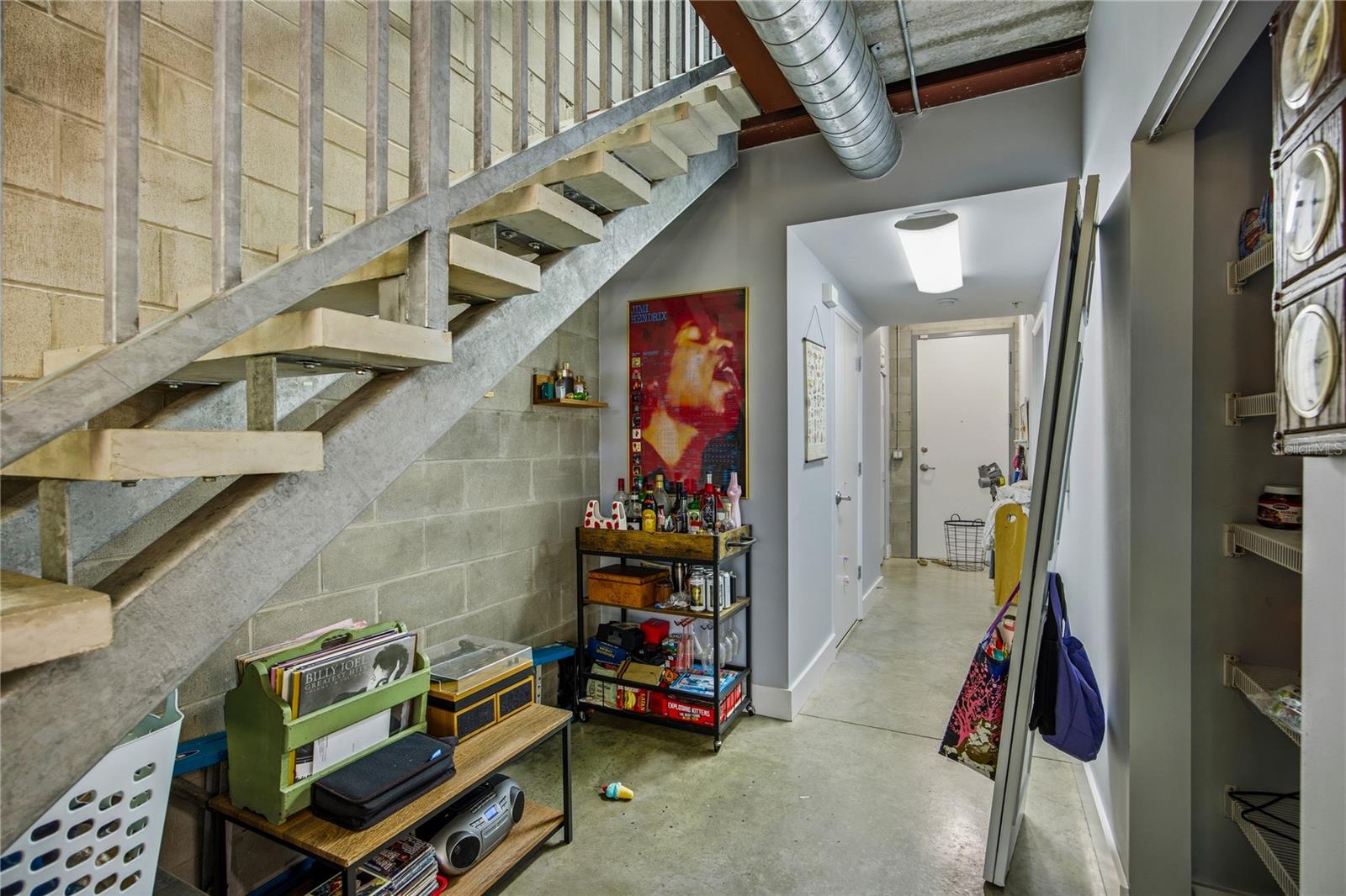 LOFTS OASIS - Residential