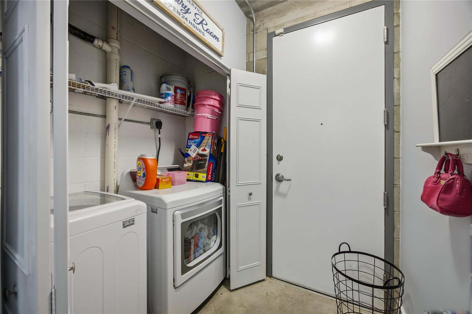 LOFTS OASIS - Residential