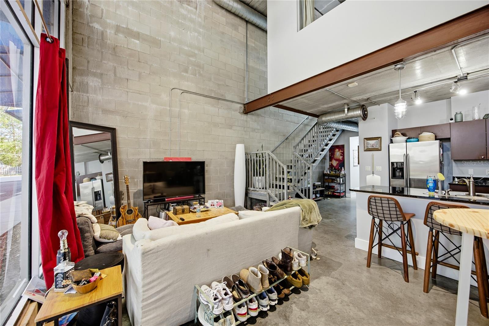 LOFTS OASIS - Residential