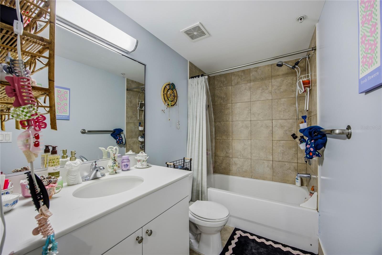 LOFTS OASIS - Residential