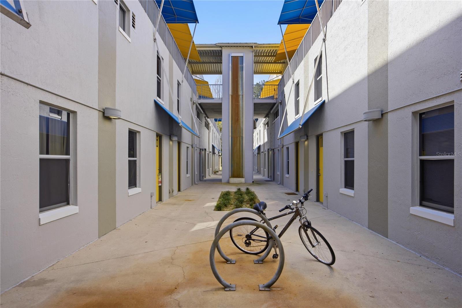 LOFTS OASIS - Residential