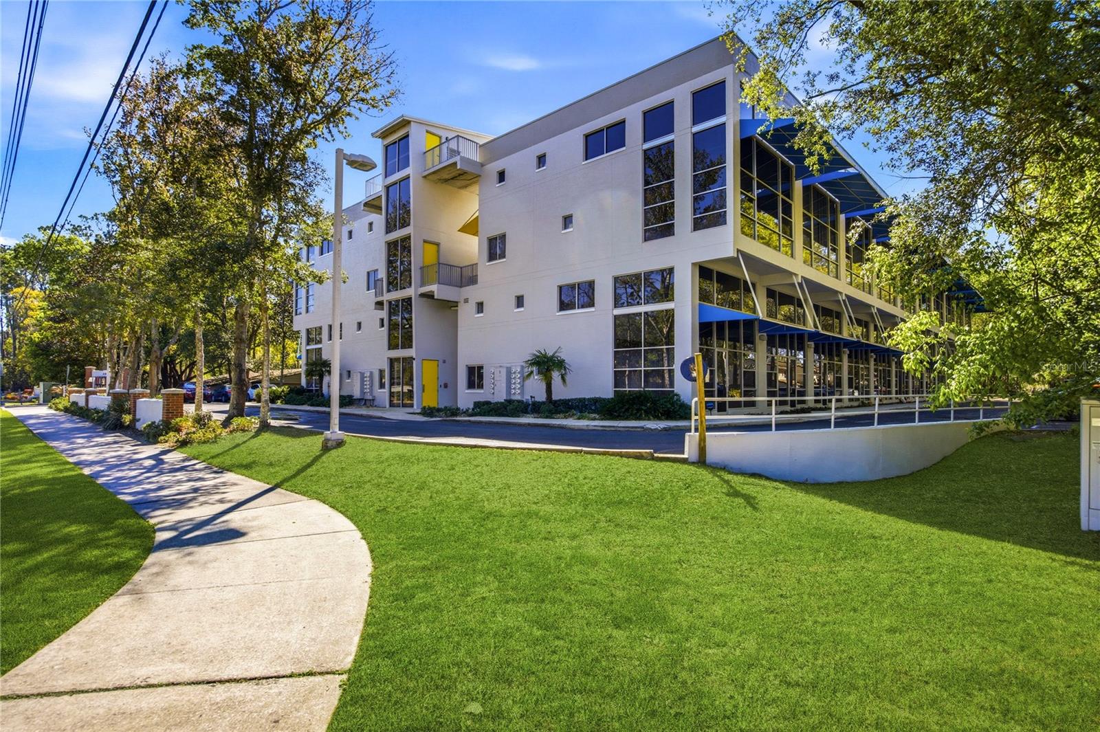 LOFTS OASIS - Residential