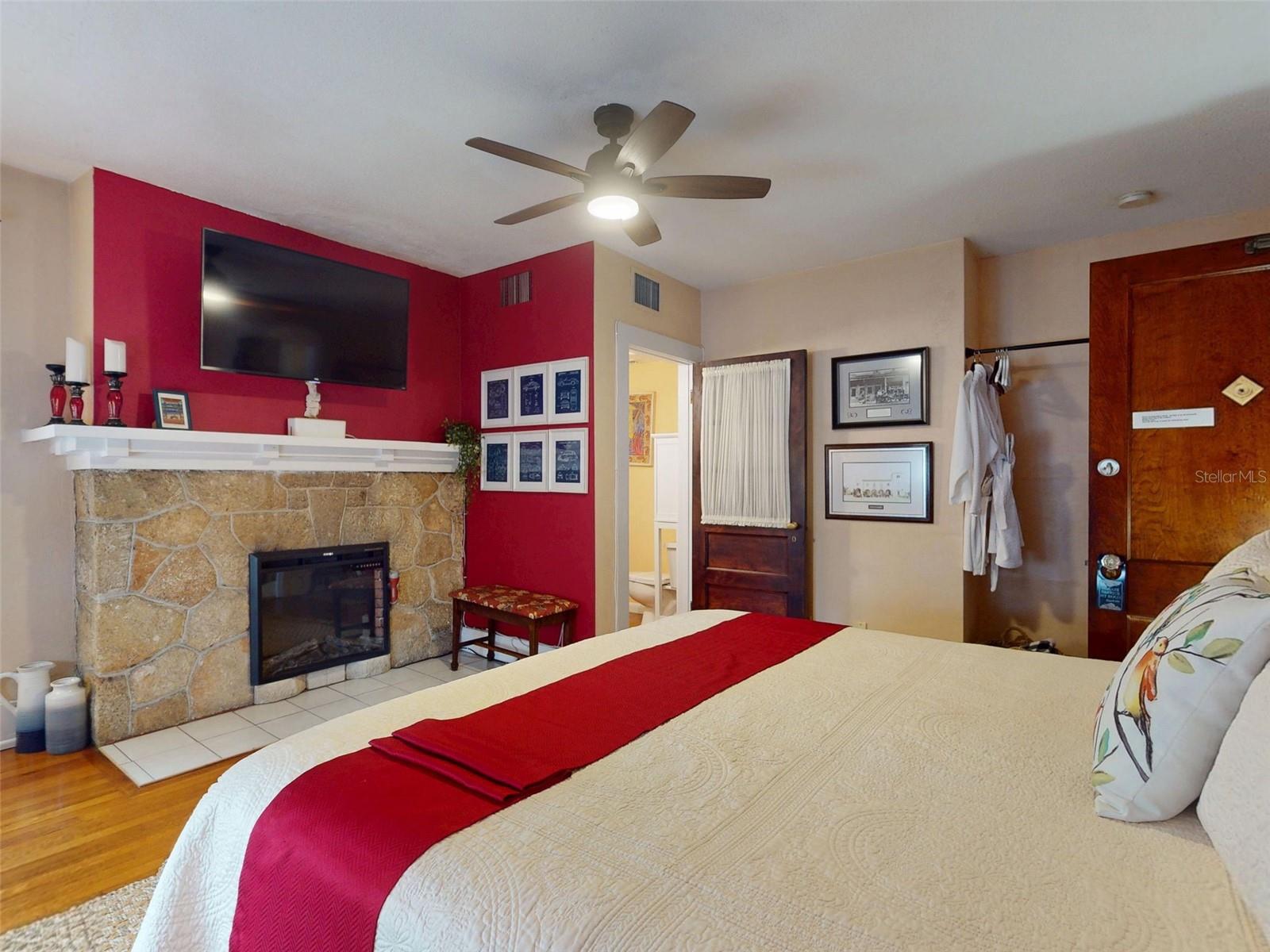 HODGMANS DAYTONA - Residential