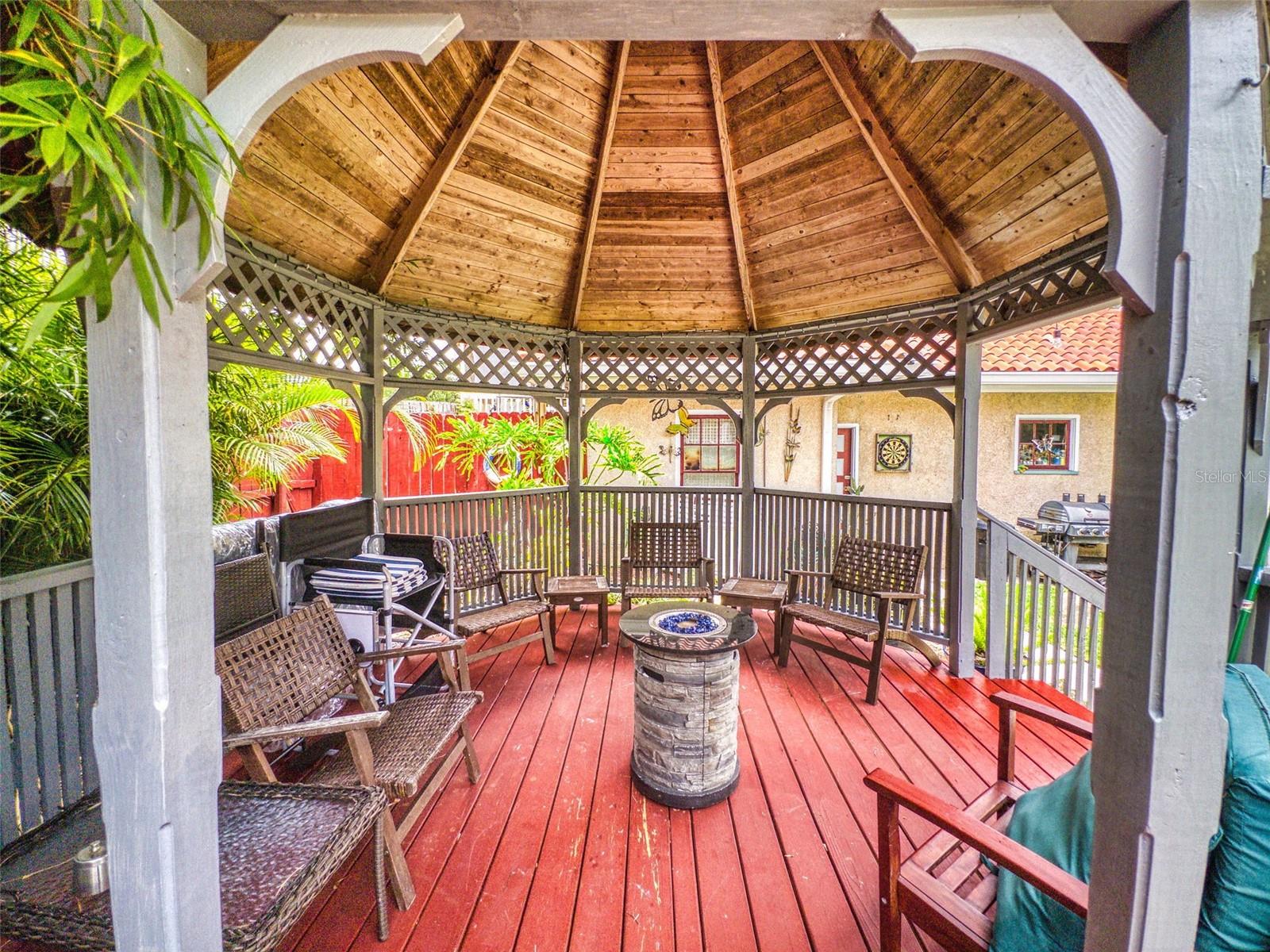 HODGMANS DAYTONA - Residential