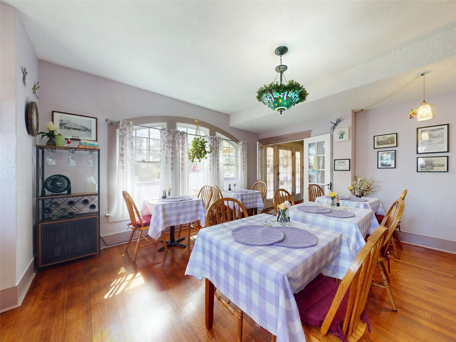 HODGMANS DAYTONA - Residential