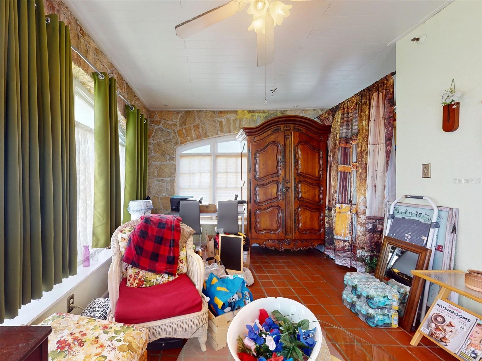 HODGMANS DAYTONA - Residential